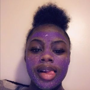 Meet your Posher, Jamoni